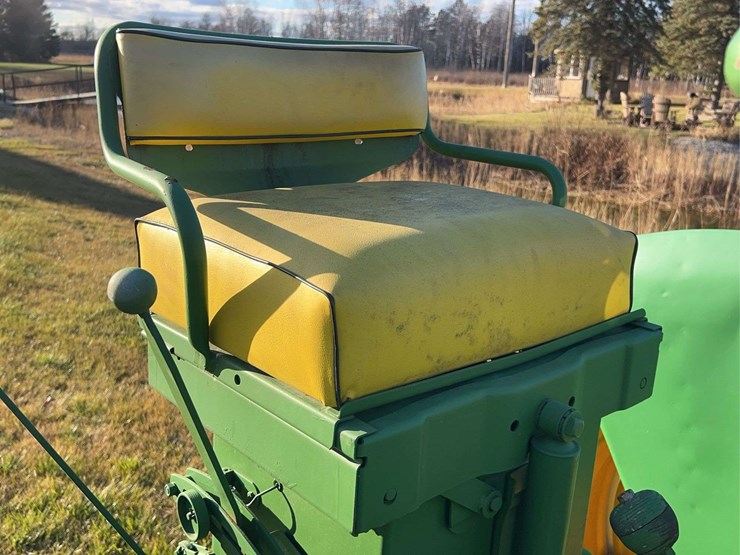 1957-john-deere-720-image-57