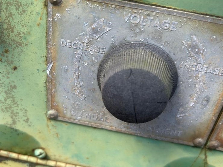 gas-powered-generator-image-6