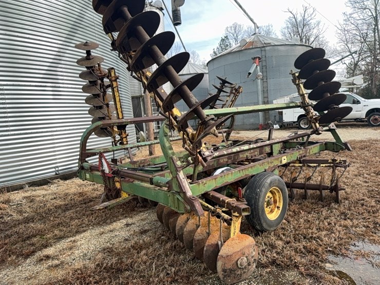 john-deere-230-image-47