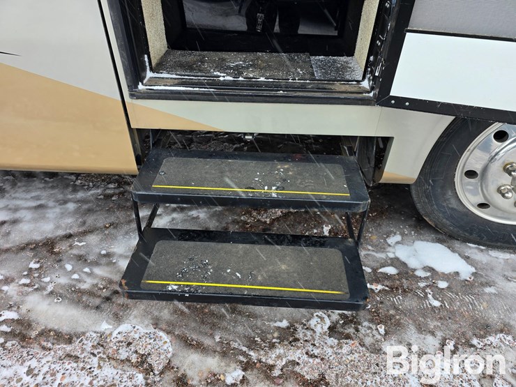 2013-allegro-open-road-36la-motorhome-image-11