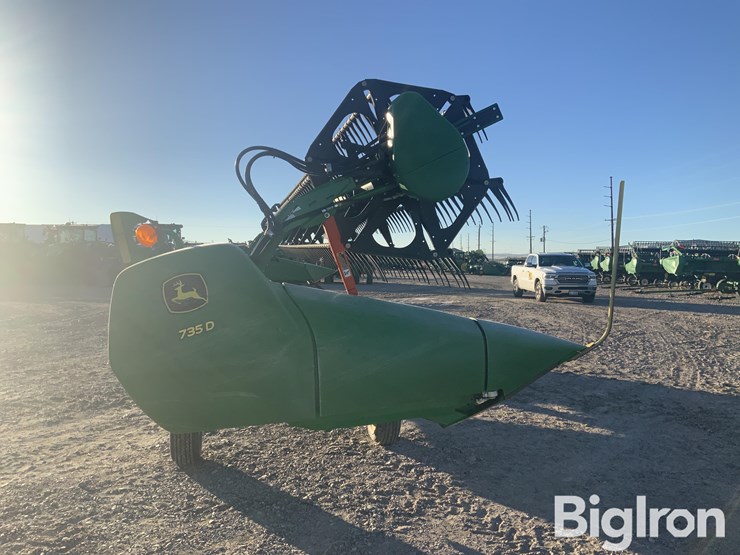 2021-john-deere-735d-image-6