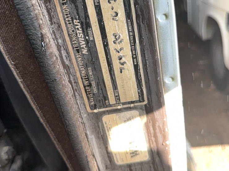 1989--intl-tractor-trailer,-477,369-miles,-diesel-l10-cummings-engine,-title-in-hand;-located-at-7241-roxbury-rd,-charles-city,-va,-please-call-804.837.9940-or-804.651.4404-with-questions-image-24