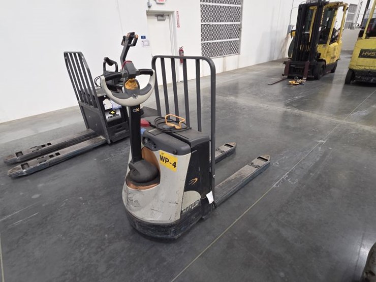 2021-crown-wp3035-45-image-1