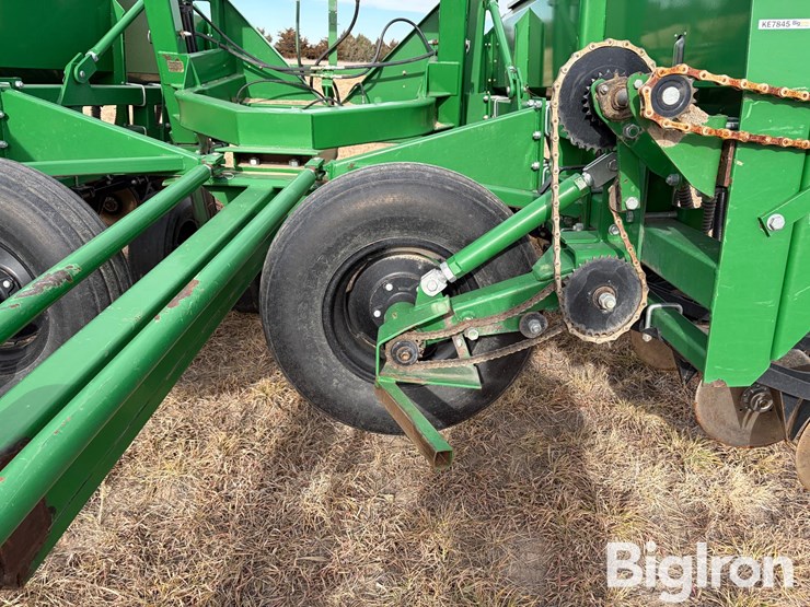 great-plains-solid-stand-24-image-16