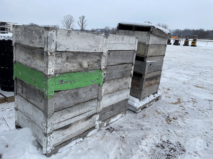 #3776-•-wood-shipping-crate/pallets-image-5