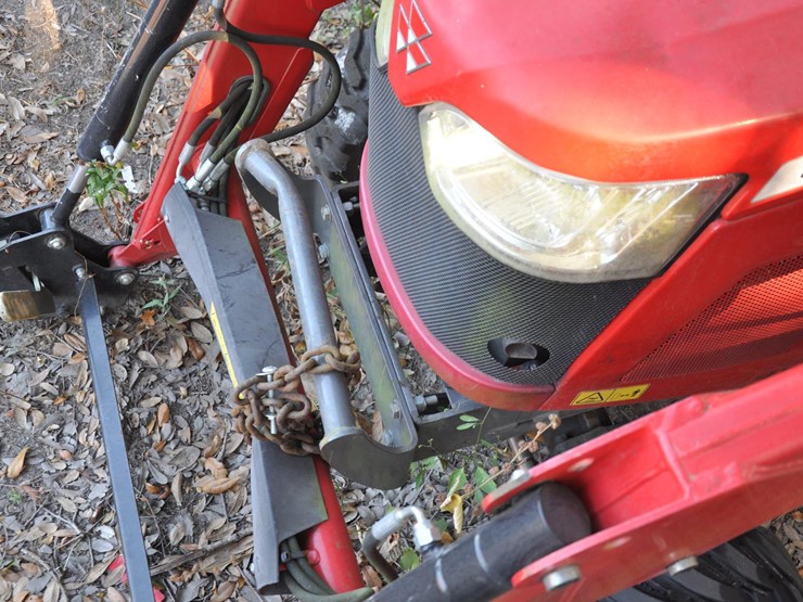 2021-massey-ferguson-gc1723eb-image-10