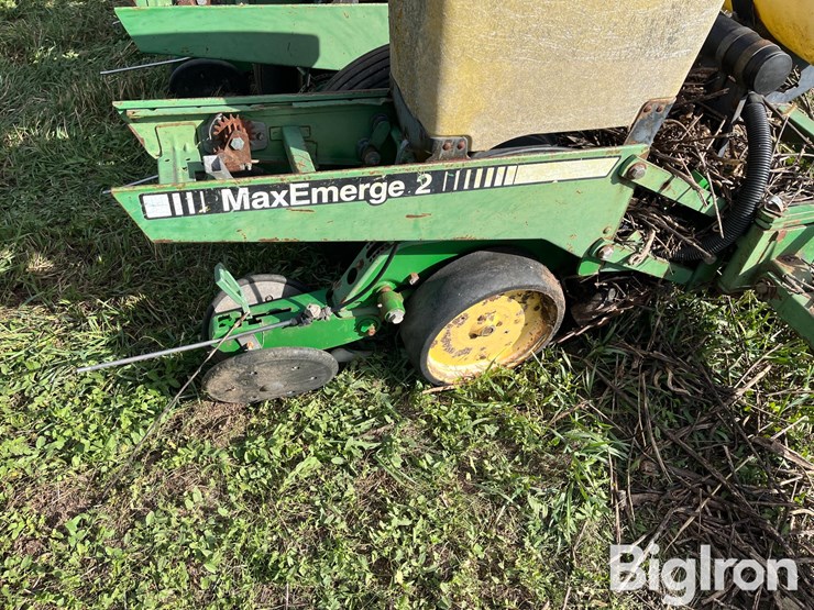 john-deere-7200-image-17