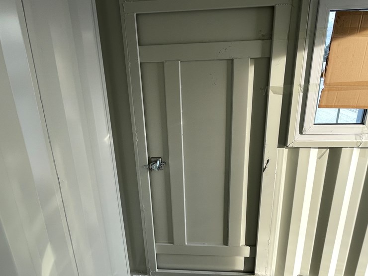 #106-•-10'-storage-container-image-14