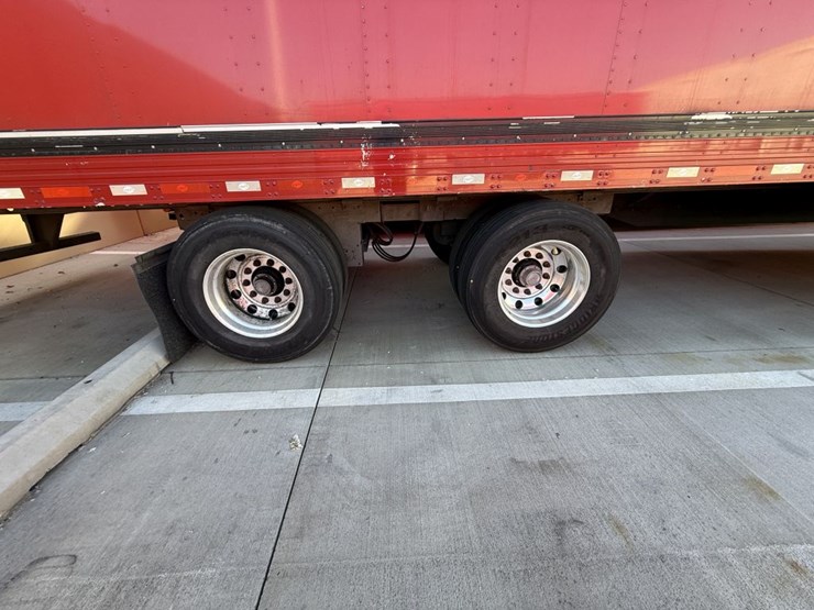 2016-utility-van-image-6