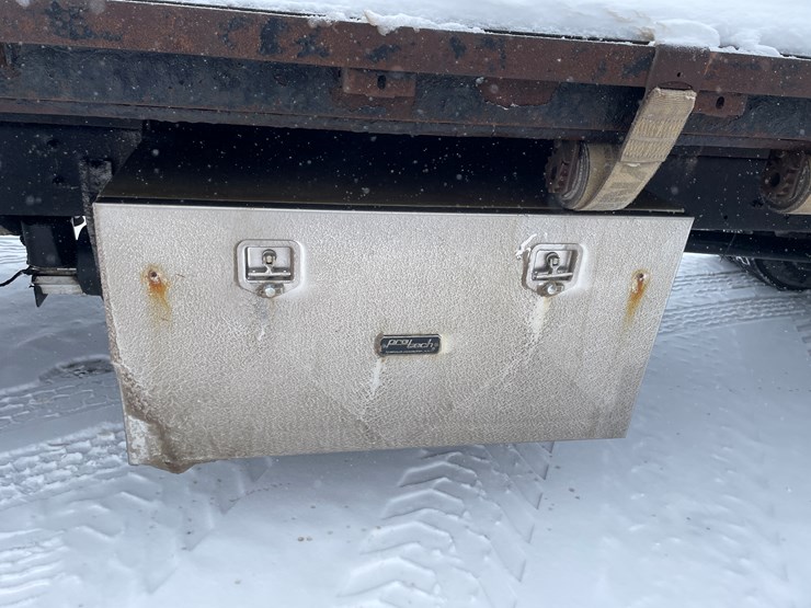 #400-•-2006-sterling-straight-truck-(has-wi-title)-image-27