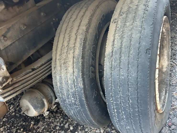 1989-volvo-fe6-image-37