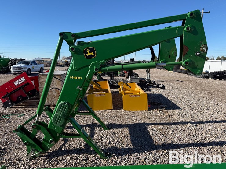 2011-john-deere-h480-image-8