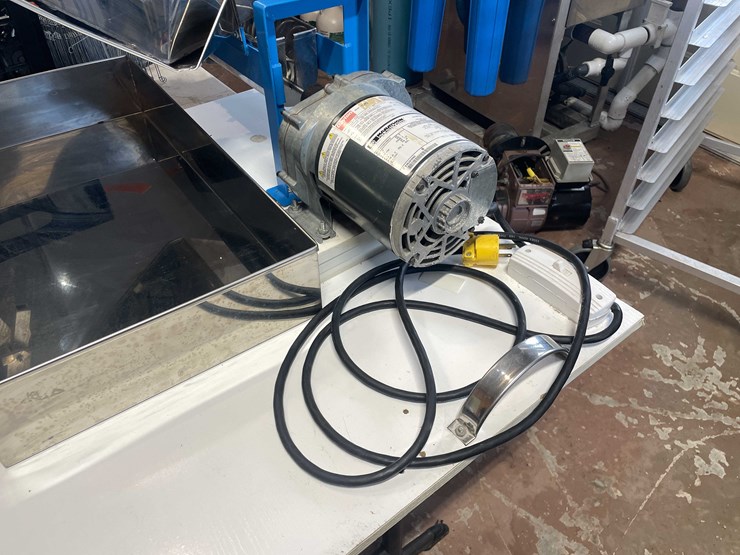 #6186-•-maple-candy-machine-image-6