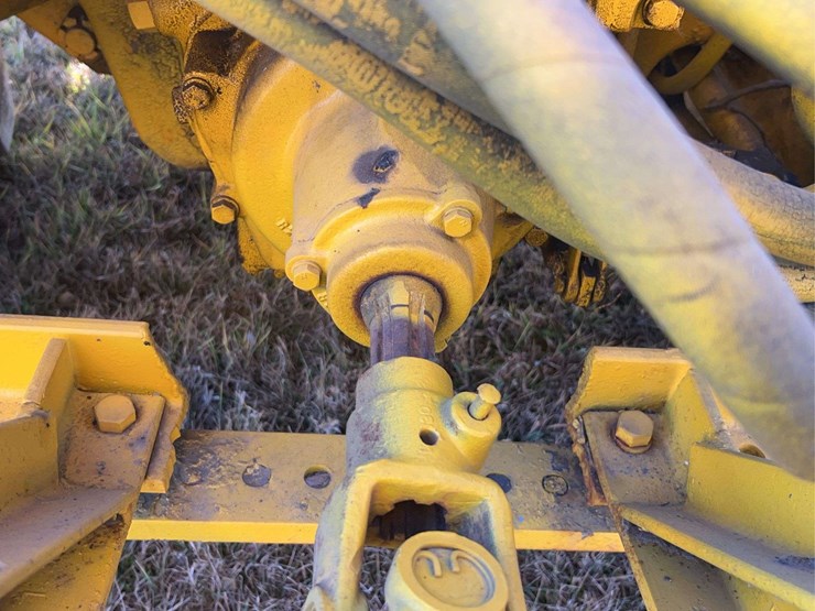 john-deere-840-image-52