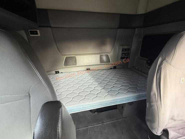 international-prostar-image-59