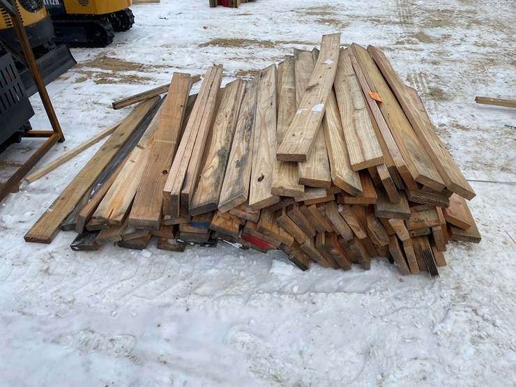 #3786-•-bundle-of-untreated-lumber-image-4