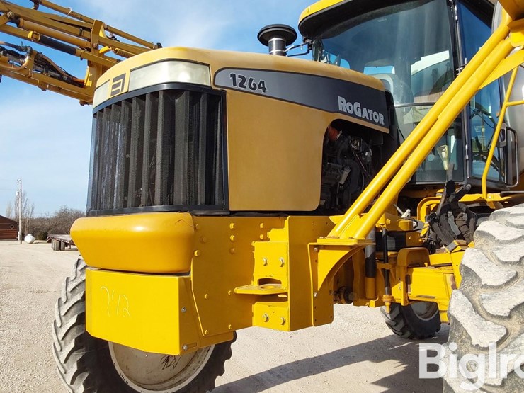 ag-chem-rogator-1264-image-11
