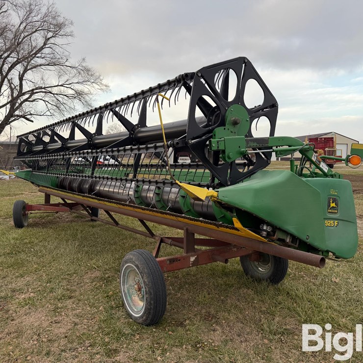 2001 JOHN DEERE 925F