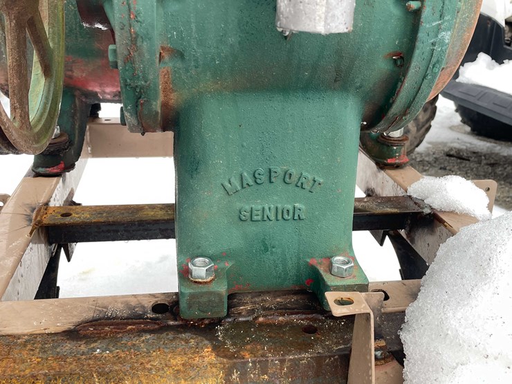 #3519-•-universal-rotary-vacuum-pump-image-9