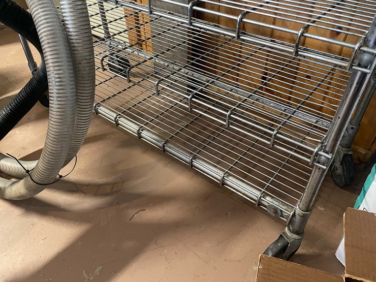 #6351-•-metal-rack-image-3