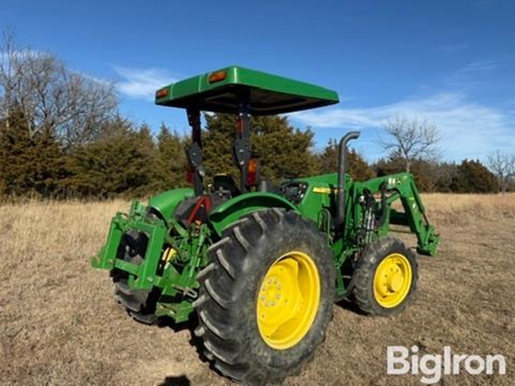 2016-john-deere-5045e-image-5