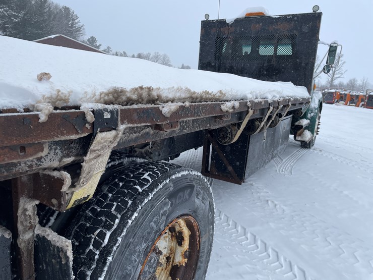 #400-•-2006-sterling-straight-truck-(has-wi-title)-image-41