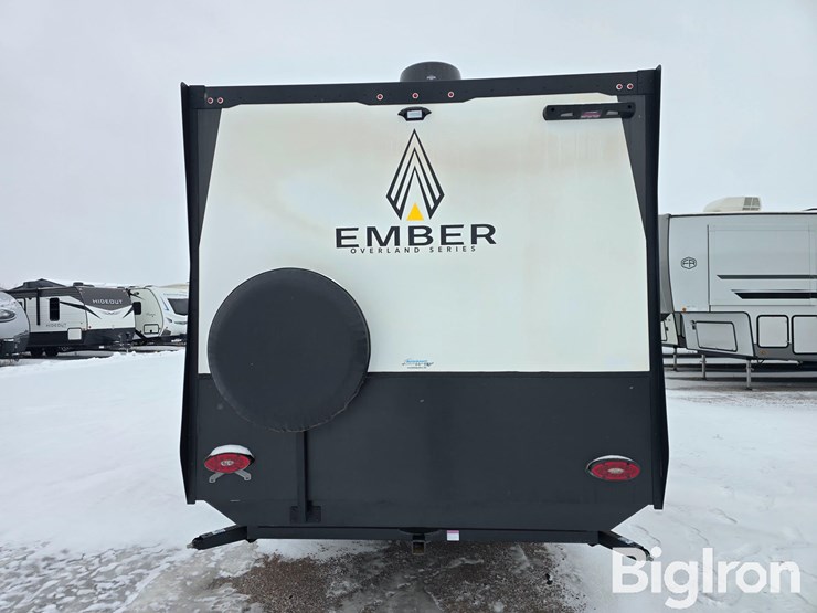 2022-ember-overland-171fb-travel-trailer-image-6