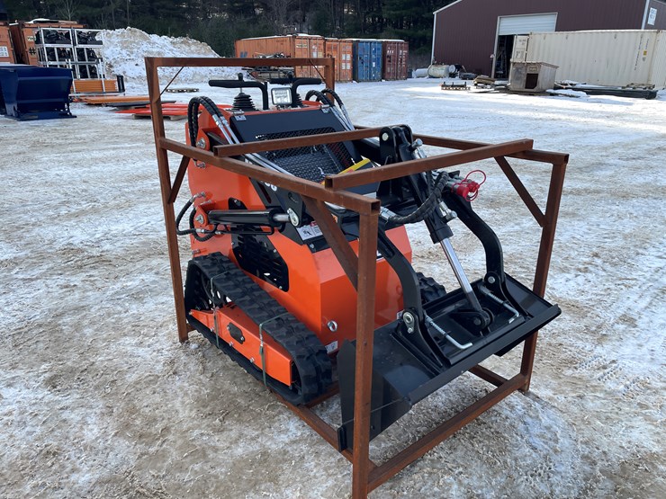 #301-•-mms-mini-skid-steer-ride-on-loader-image-3