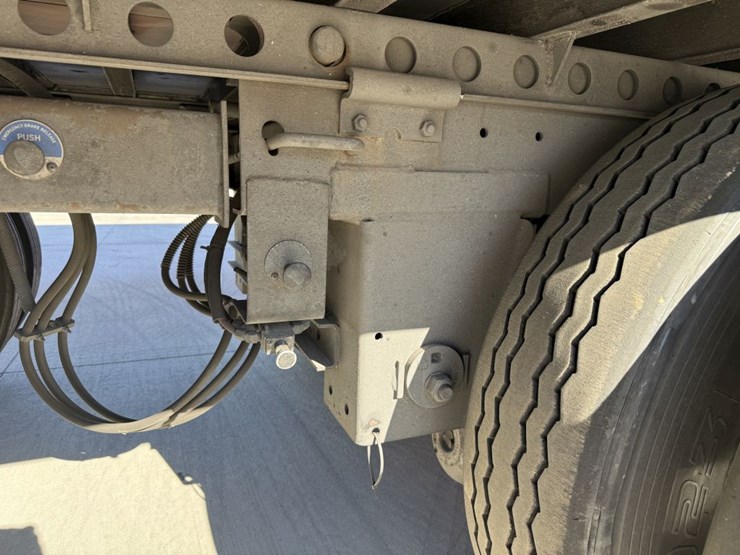 2016-utility-van-image-6