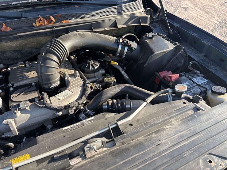 2016-nissan-titan-image-22