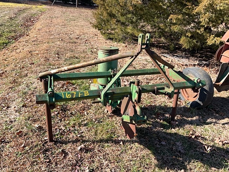 john-deere-71-image-1