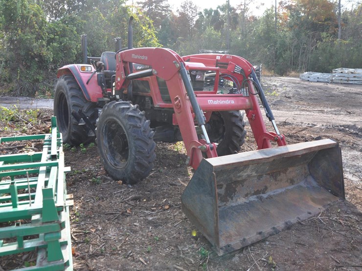 2019-mahindra-6065-image-3