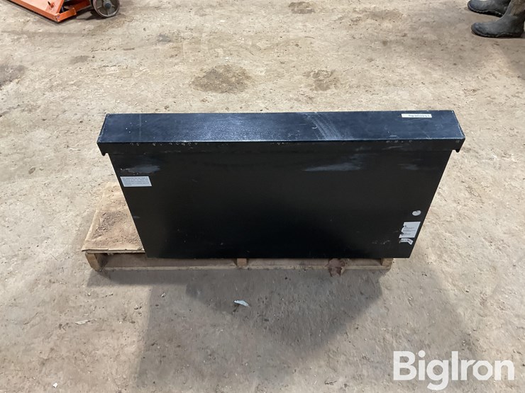 john-deere-toolbox-&-tools-image-6