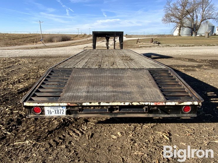 1997-titan-trailer-image-6