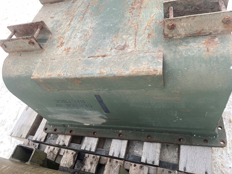 #3798-•-(2)-heavy-metal-shipping-crates-image-15