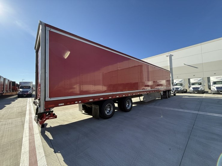 2016-utility-van-image-3