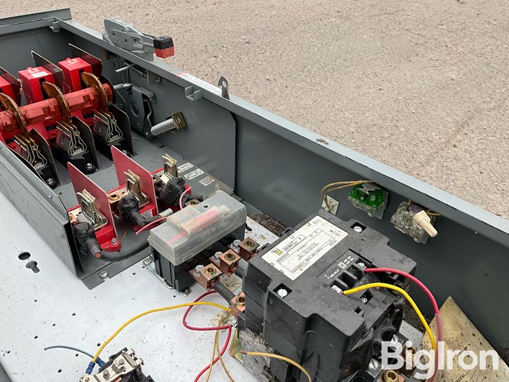 square-d-480v-100hp-pump-panels-image-19