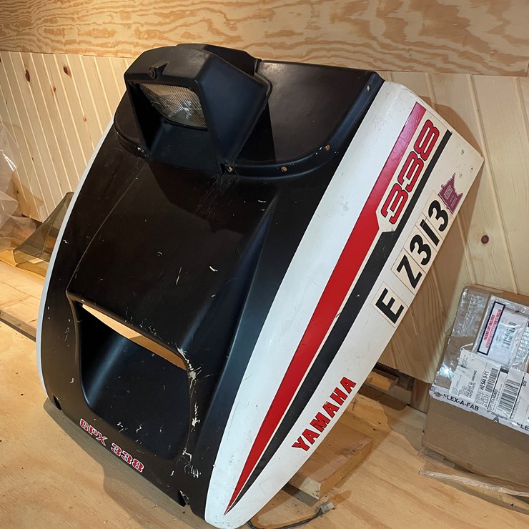 #3846 • 1974/75 Yamaha GPX Snowmobile Hood