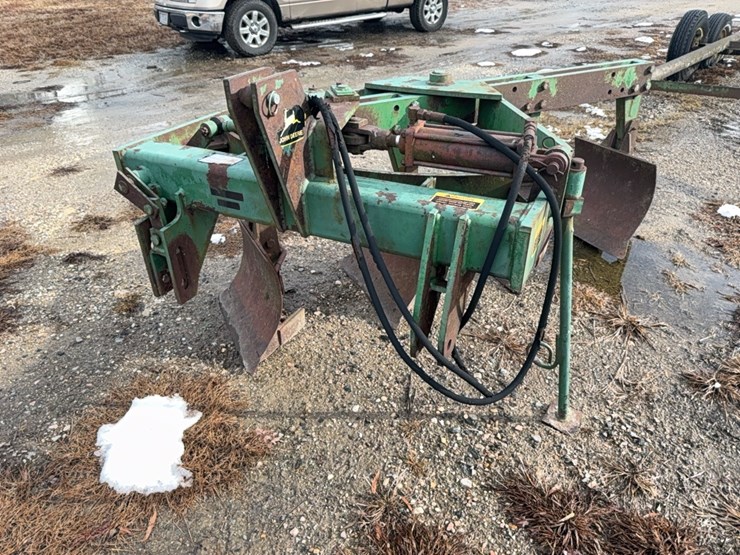 john-deere-3945-image-13