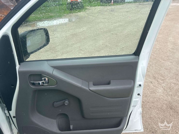 2016-nissan-frontier-image-20