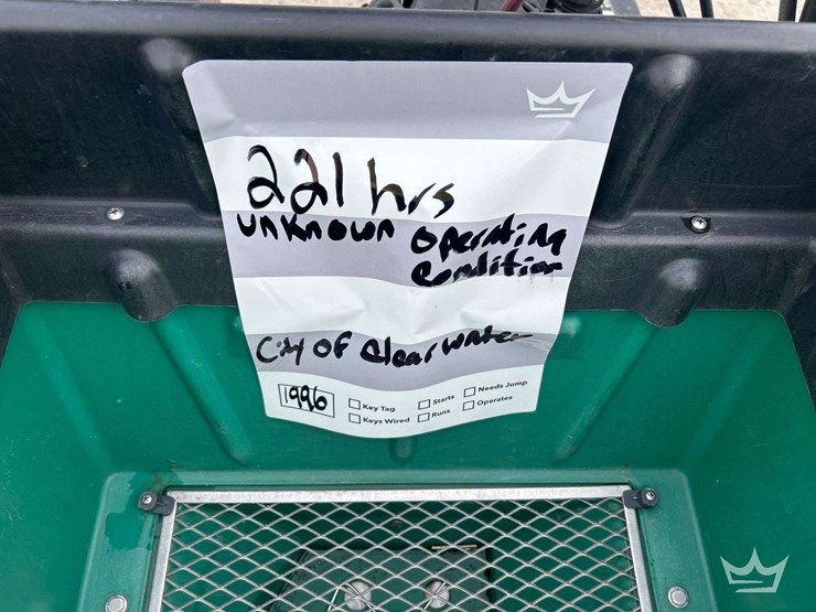 lesco-self-propelled-commercial-spreader-image-13