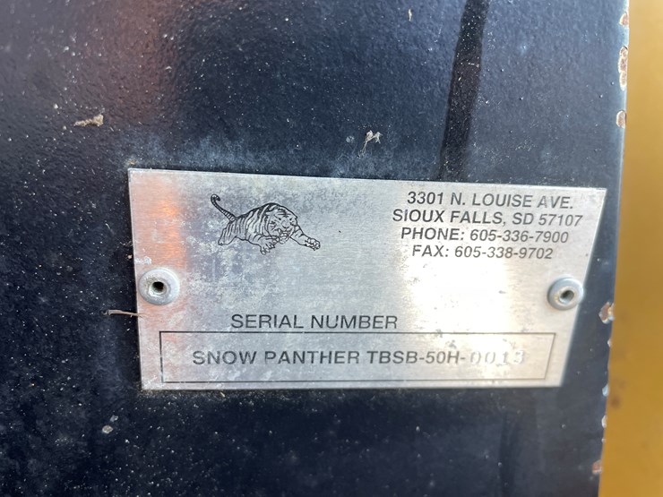 #3821-•-tiger-boom-arm-snow-panther-snow-blower-attachment-image-22