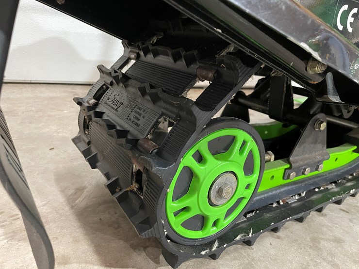 2002-caterpillar-120-image-10