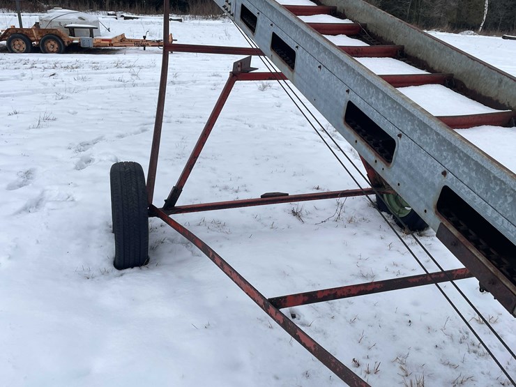 #3521-•-hay-elevator-image-22