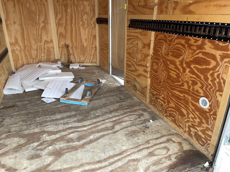 #1014-•-2018-forest-river-12'-enclosed-trailer-(has-certificate-of-origin)-image-54