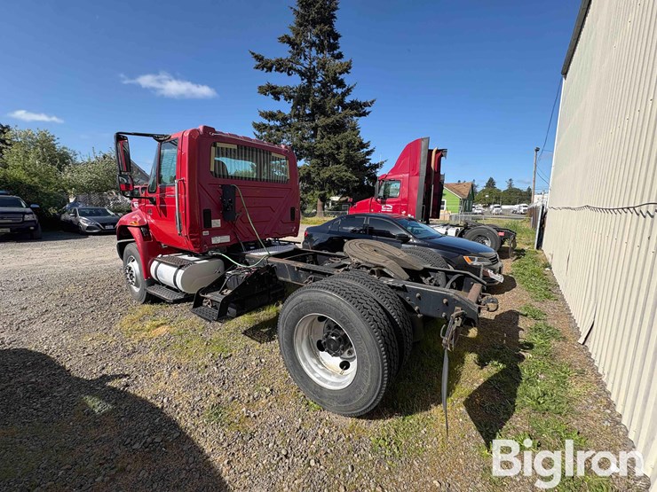 2007-international-durastar-4400-image-7