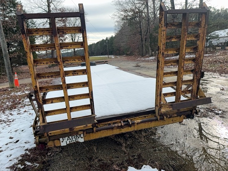 intl-trailer,-6-wheel,-18-ft-flat-with-4-ft-ramps;-located-at-7241-roxbury-rd,-charles-city,-va,--please-call-804.837.9940-or-804.651.4404-with-questions-image-27
