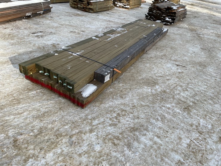 #3777-•-bundle-of-laminated-wood-beams-image-4