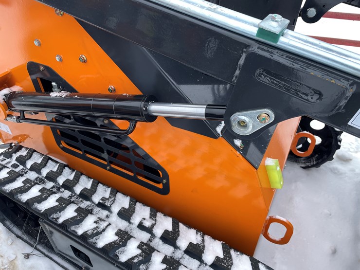 #305-•-new-landhonor-mini-skid-steer-loader-image-34