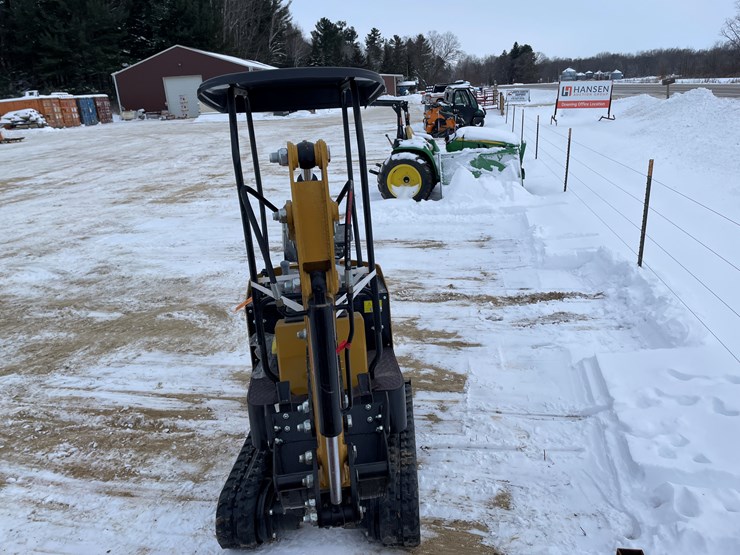 #205-•-new-cfg-industrial-mini-excavator-image-2